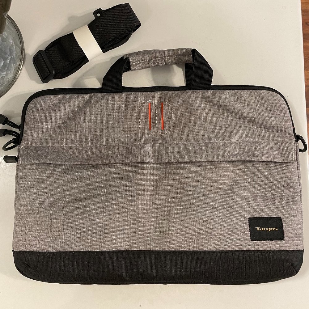 Targus Laptop Tablet Carry Bag Double Handle and Shoulder Strap Zip Top Pocket